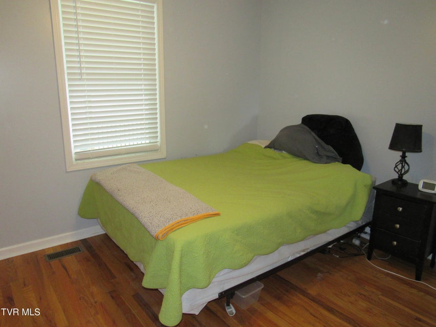 Photo #27: 1557 Greenfield Avenue