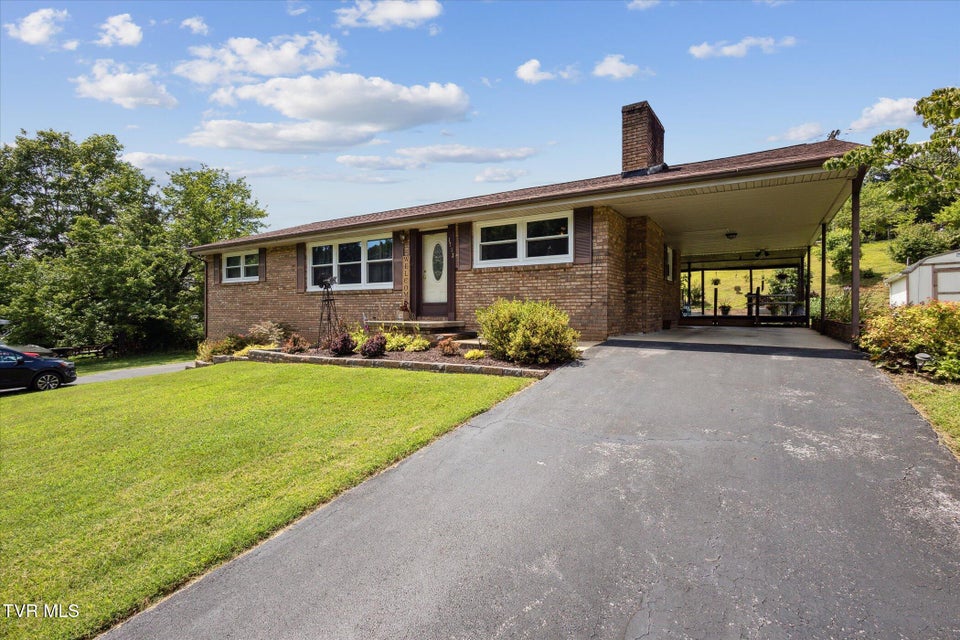 Photo #4: 1712 Green Valley Drive