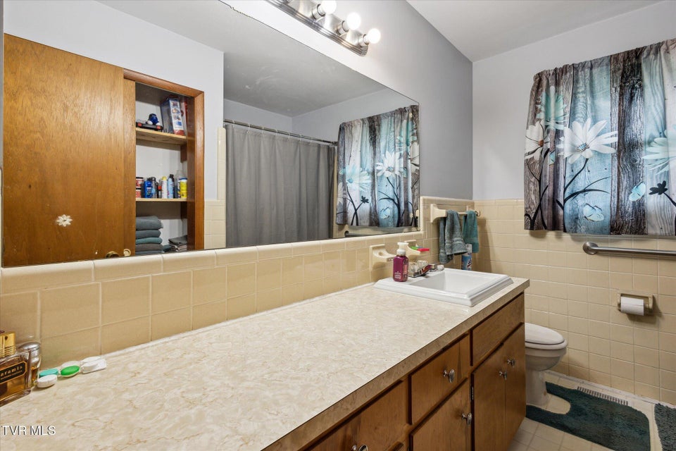 Photo #15: 1712 Green Valley Drive