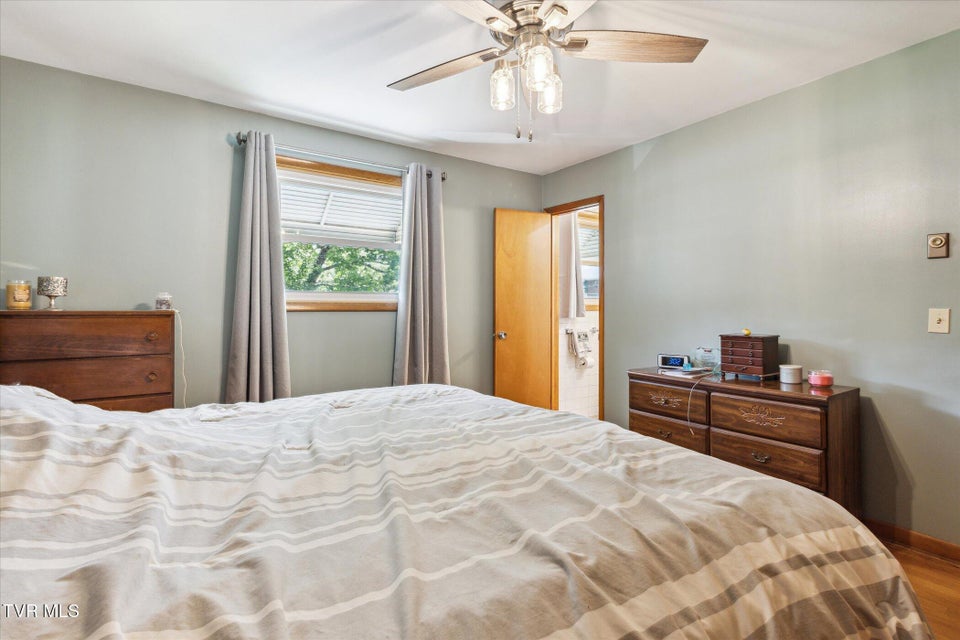 Photo #18: 1712 Green Valley Drive