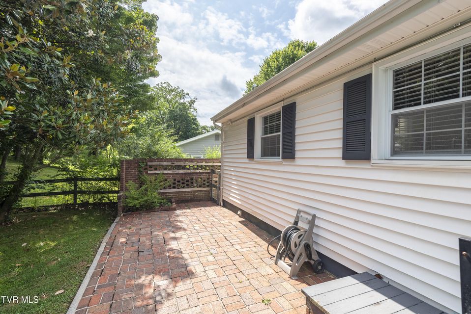Photo #13: 2117 Westfield Street