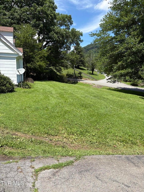 Photo #3: 313 Centre Avenue Ne Avenue