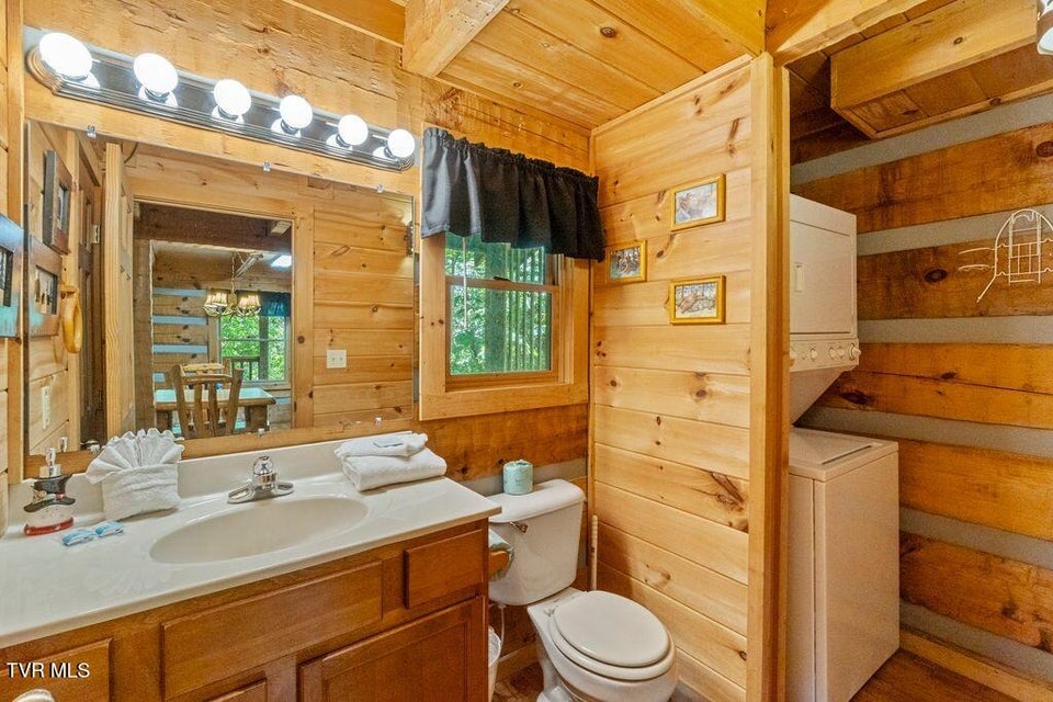 Photo #25: 2109 Quail Run Way
