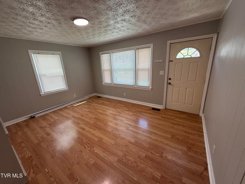 Photo #7: 1317 Garden Drive