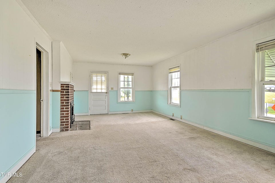 Photo #8: 1408 College Street