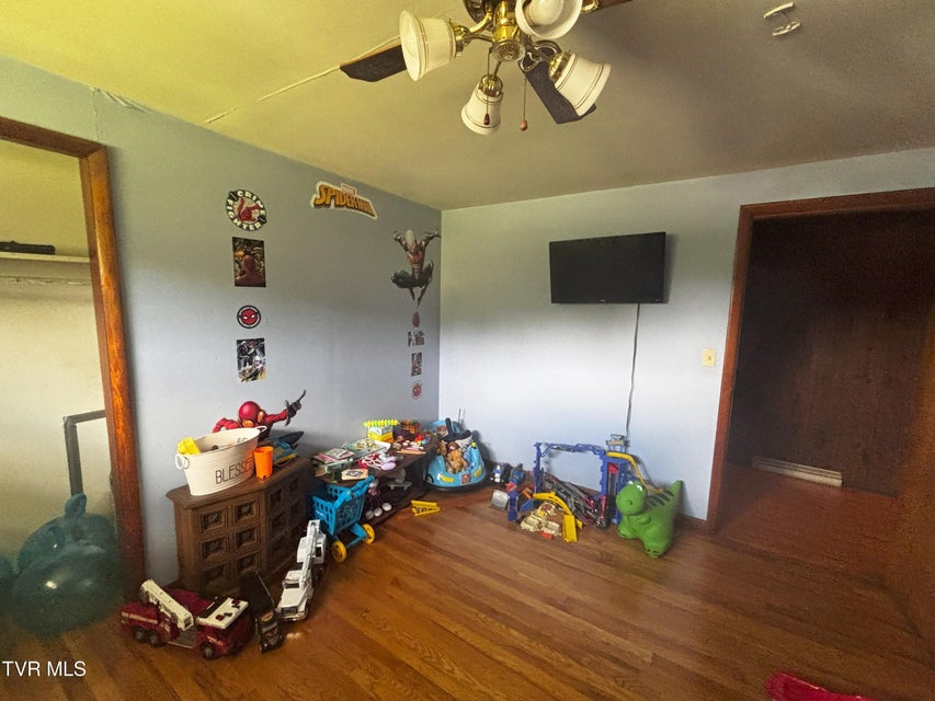 Photo #19: 6002 Mew Road