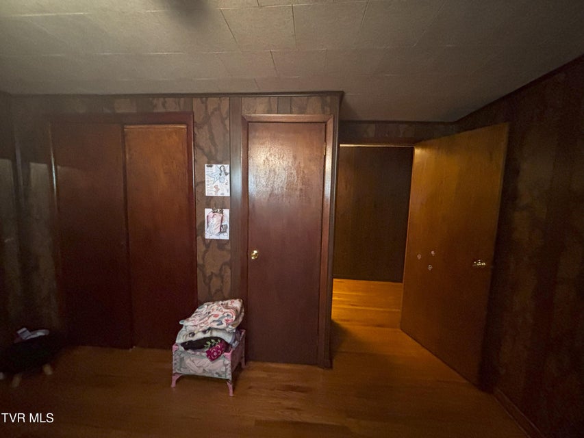 Photo #25: 6002 Mew Road