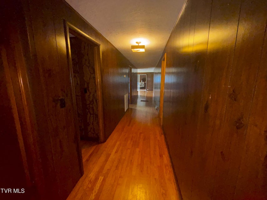 Photo #31: 6002 Mew Road