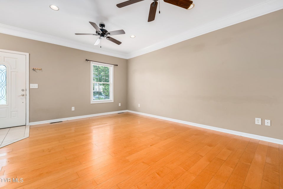 Photo #8: 1709 Cherokee Road