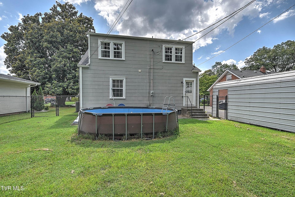 Photo #38: 1432 Valley Street