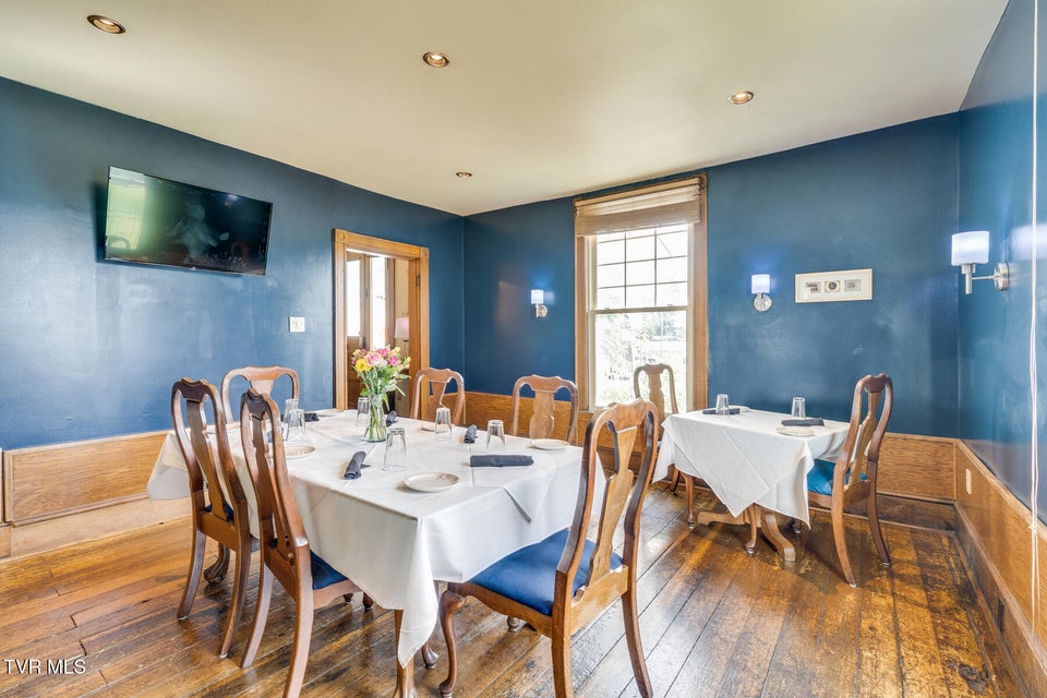 Photo #10: 412 6th Street