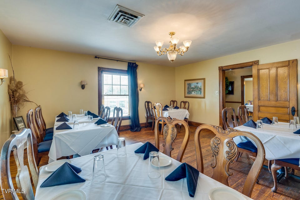 Photo #35: 412 6th Street