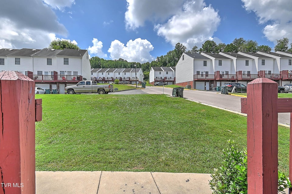 Photo #10: 570 Beaverview Drive