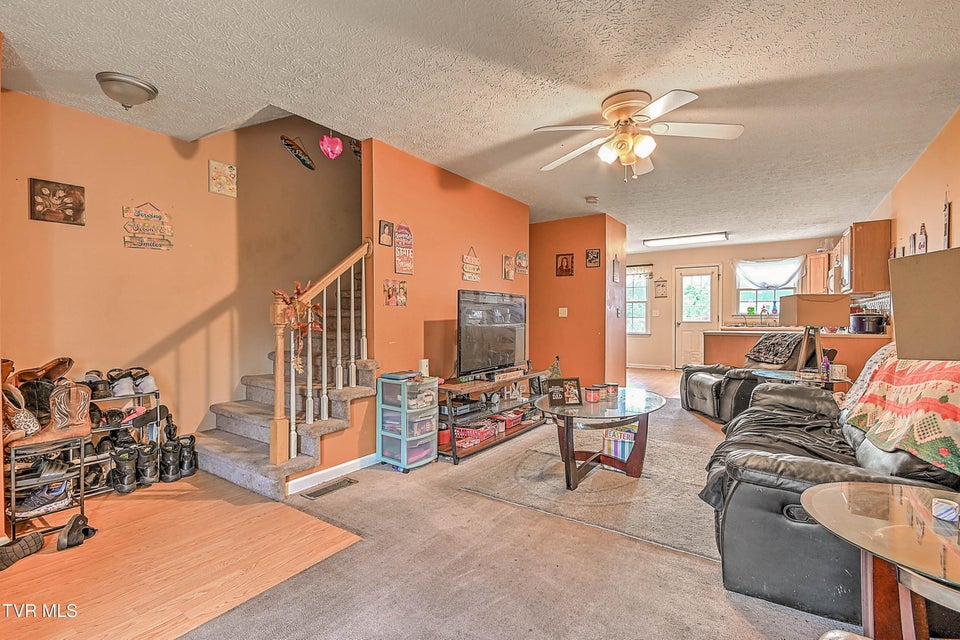Photo #12: 570 Beaverview Drive