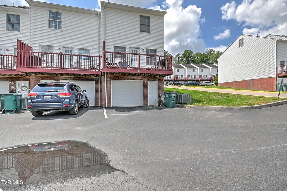 Photo #7: 570 Beaverview Drive