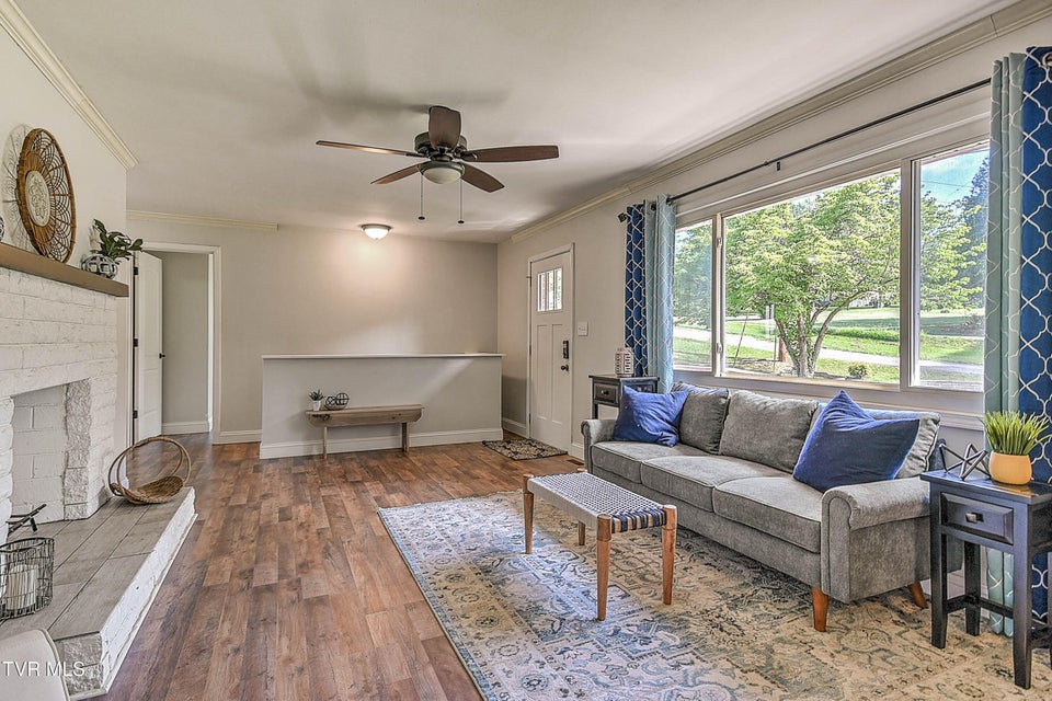 Photo #6: 144 Rolling Acres Drive