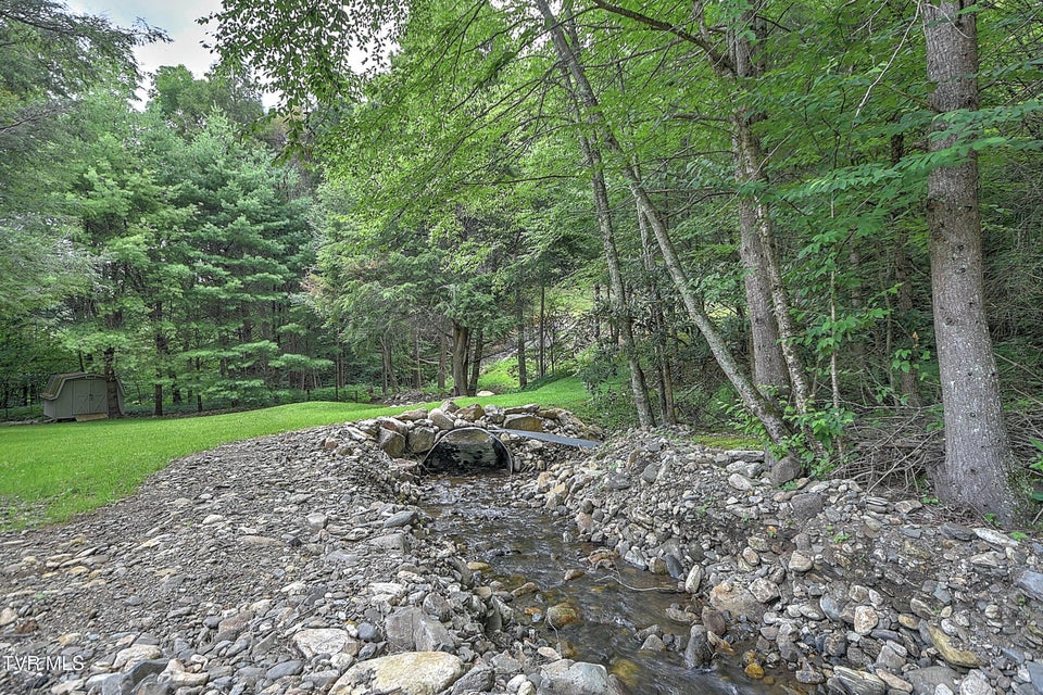 Photo #50: 122 Chase Drive