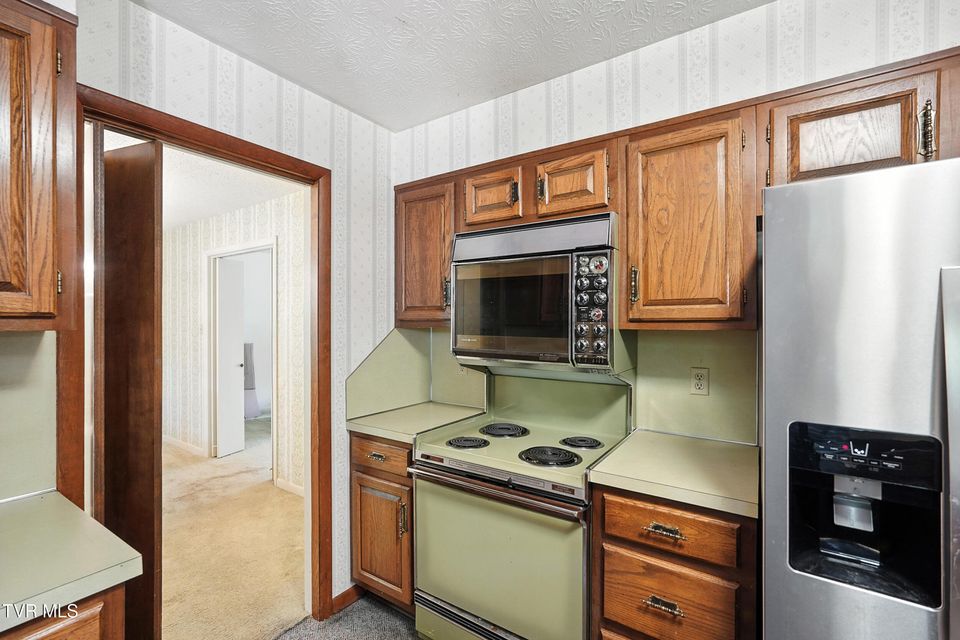 Photo #11: 2616 Suffolk Street