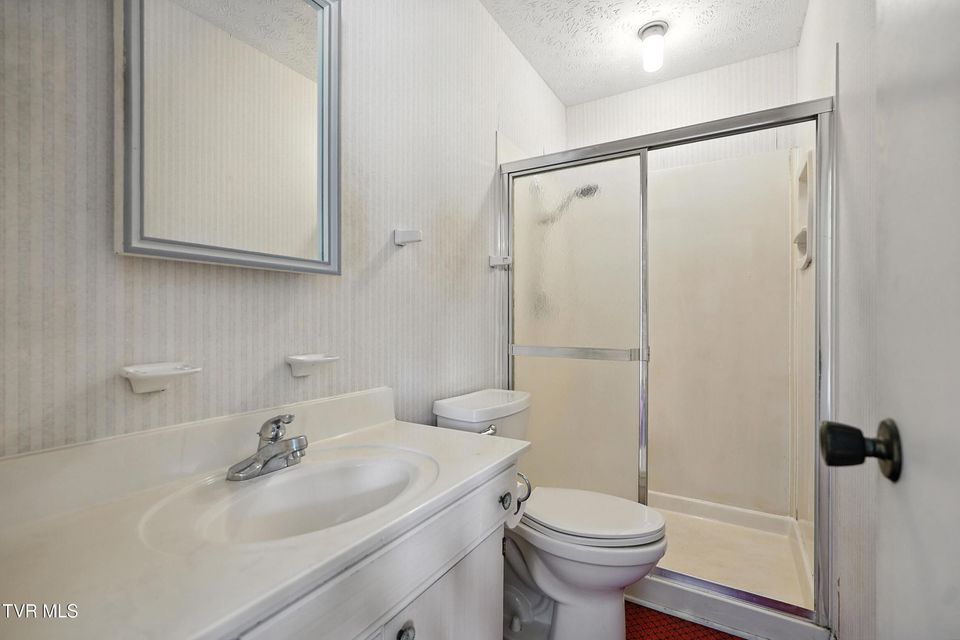 Photo #25: 2616 Suffolk Street