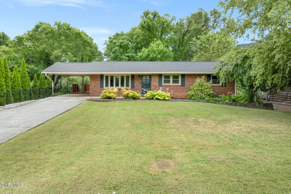 Photo #2: 705 Hilltop Drive