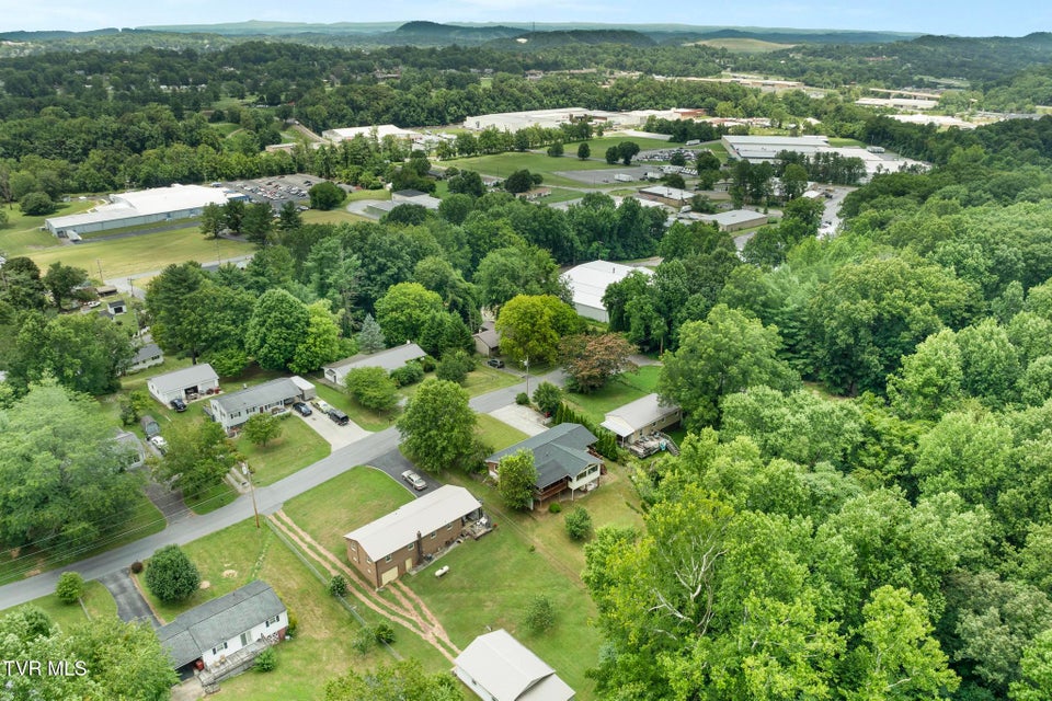 Photo #52: 705 Hilltop Drive