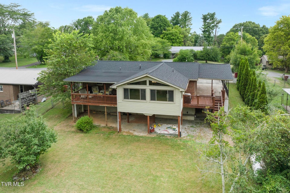 Photo #44: 705 Hilltop Drive