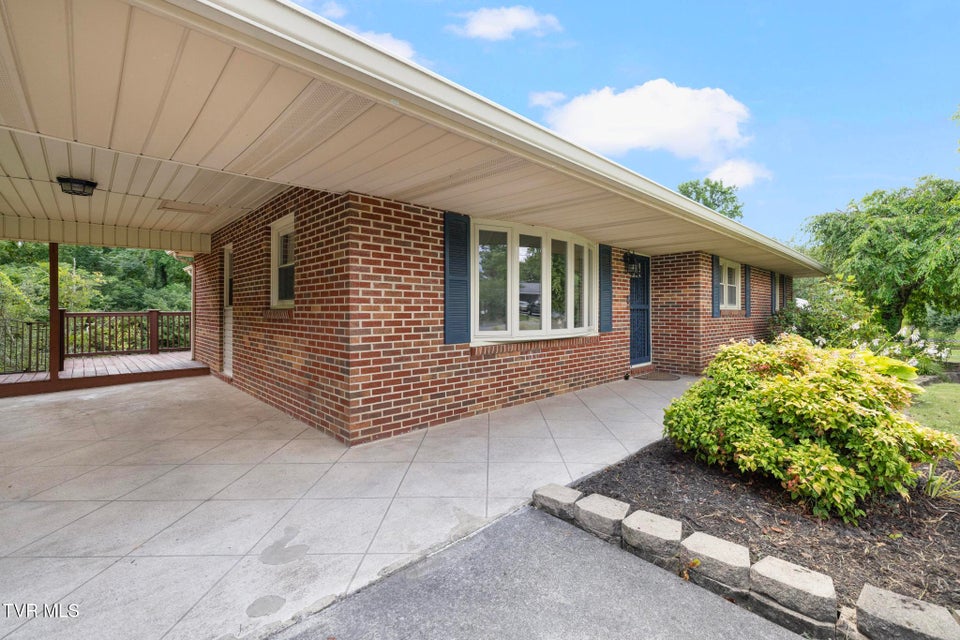 Photo #31: 705 Hilltop Drive