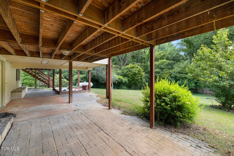 Photo #37: 705 Hilltop Drive