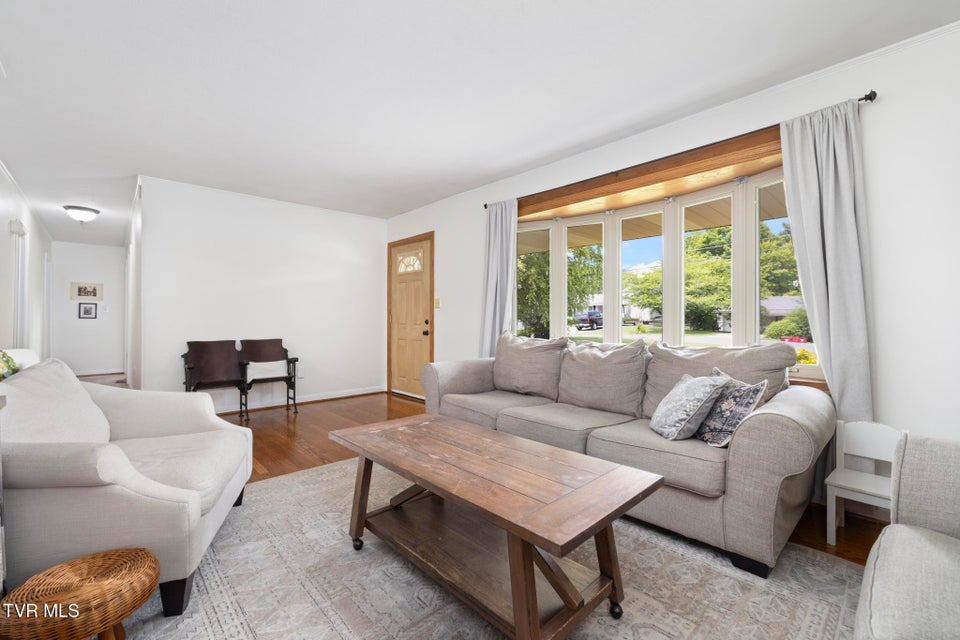 Photo #6: 705 Hilltop Drive