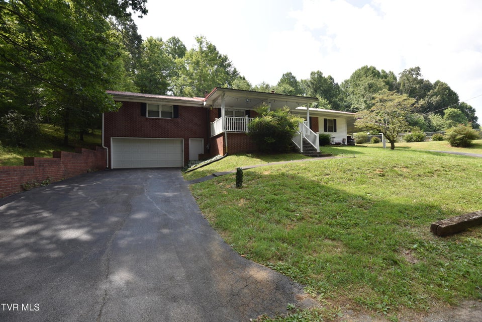 Photo #2: 127 Sewanee Road