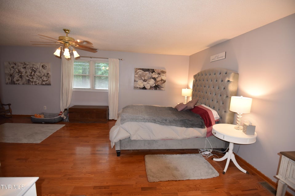 Photo #26: 127 Sewanee Road
