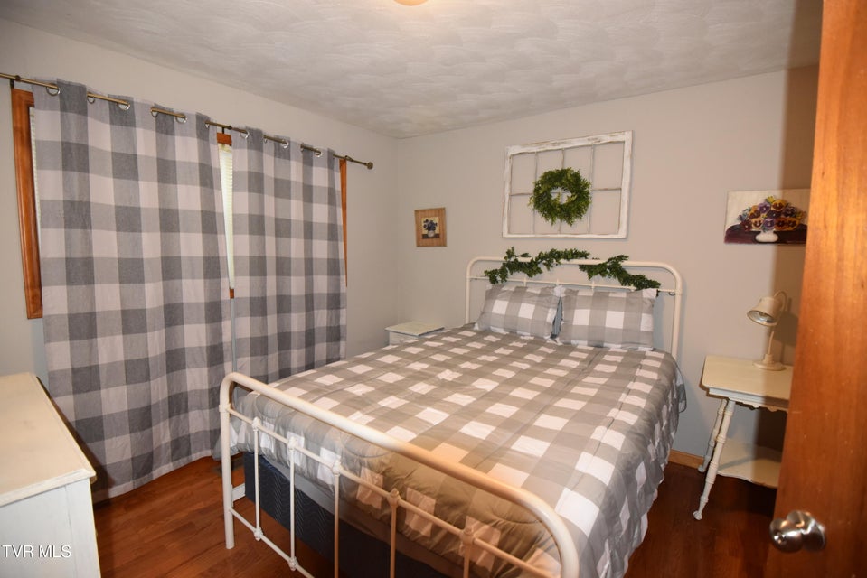 Photo #28: 127 Sewanee Road