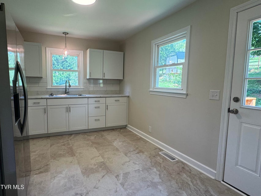 Photo #7: 514 Afton Street