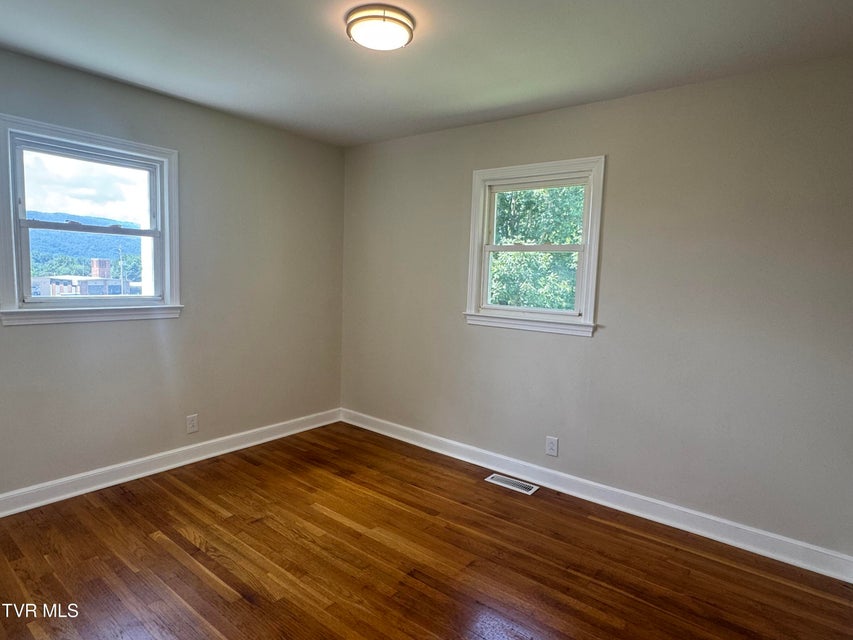 Photo #14: 514 Afton Street