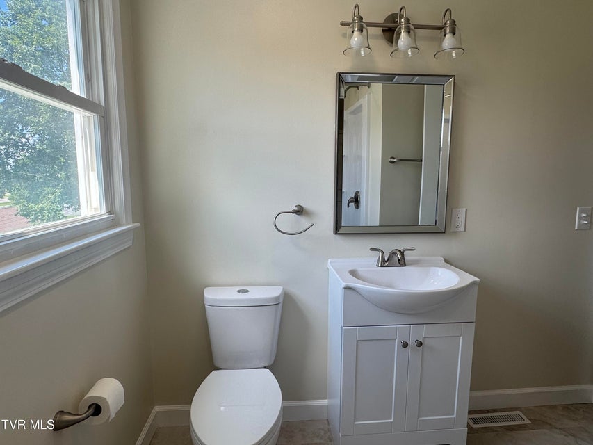 Photo #19: 514 Afton Street