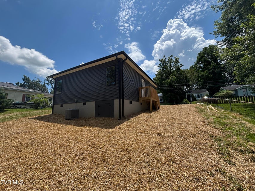 Photo #5: 506 Highland Road