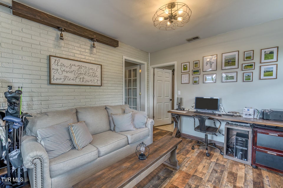 Photo #18: 2711 Pleasant Valley Road