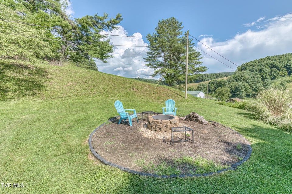 Photo #31: 2711 Pleasant Valley Road