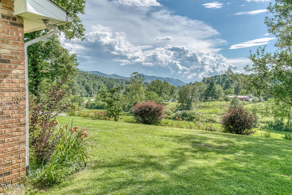 Photo #36: 2711 Pleasant Valley Road
