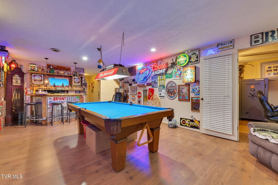 Photo #31: 5009 Surrey Drive