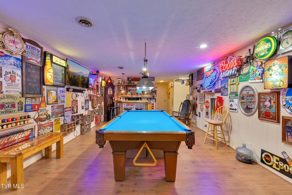 Photo #32: 5009 Surrey Drive