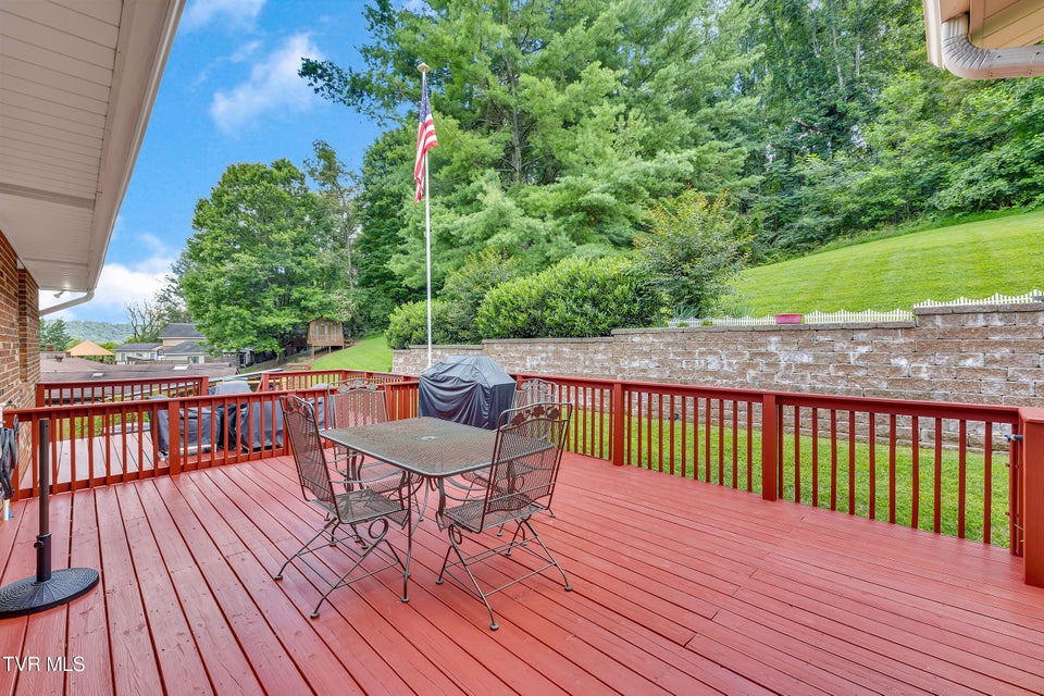 Photo #51: 5009 Surrey Drive