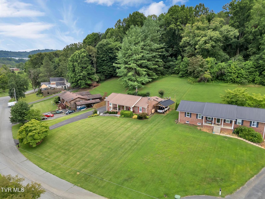 Photo #57: 5009 Surrey Drive