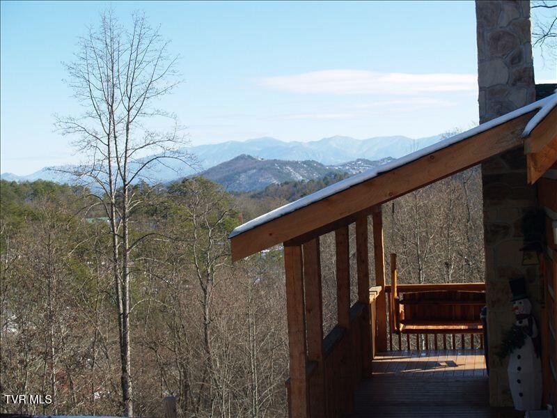 Photo #38: 2109 Quail Run Way