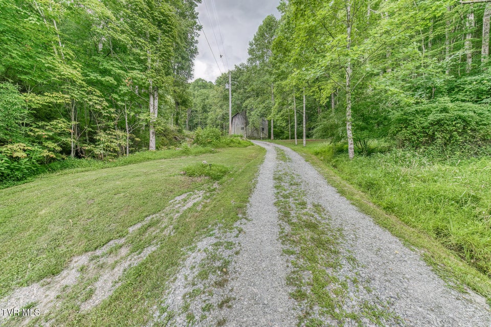 Photo #11: 134 Old Church Road