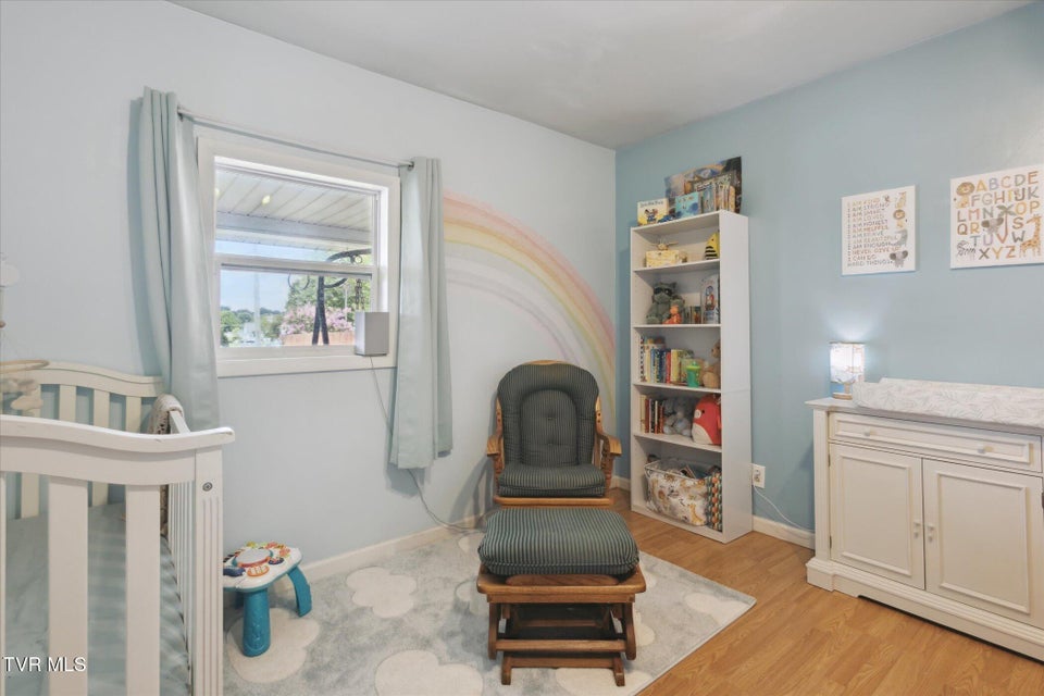 Photo #16: 1261 Chestnut Street