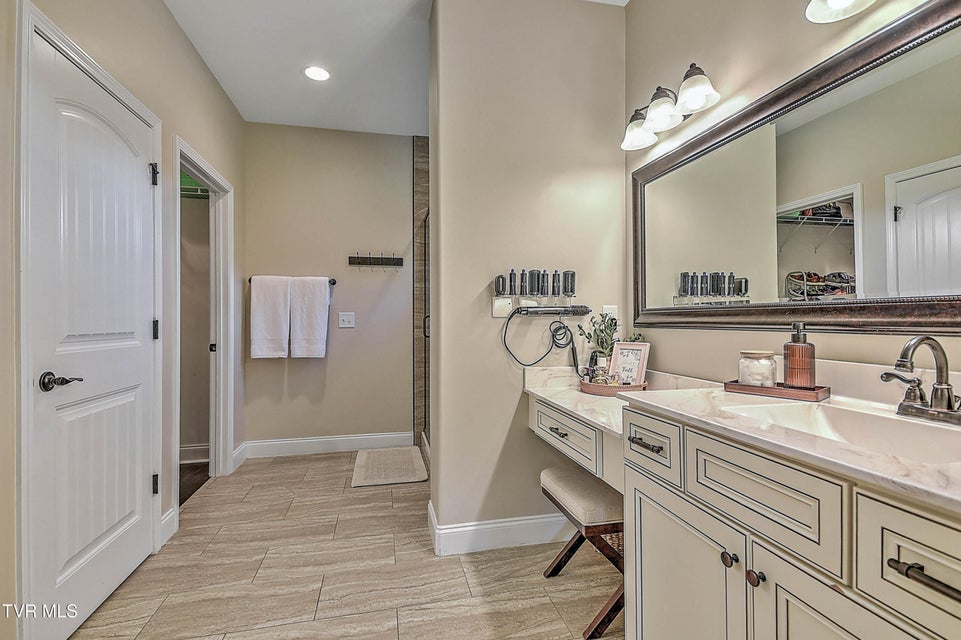 Photo #33: 2057 Poplar Ridge Court