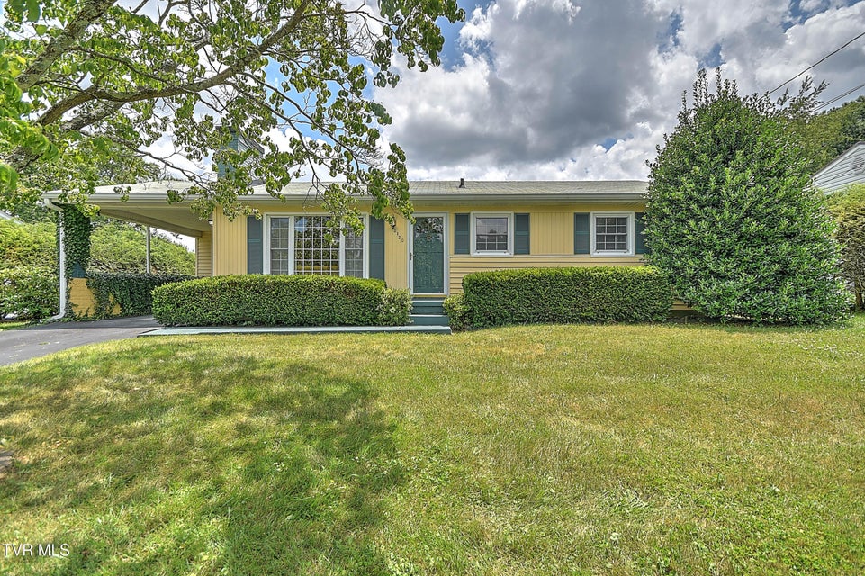 Photo #2: 2120 Osborne Street