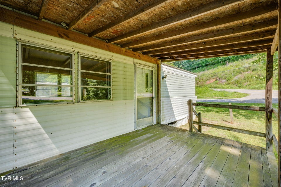 Photo #7: 1108 &1112 Walnut Drive