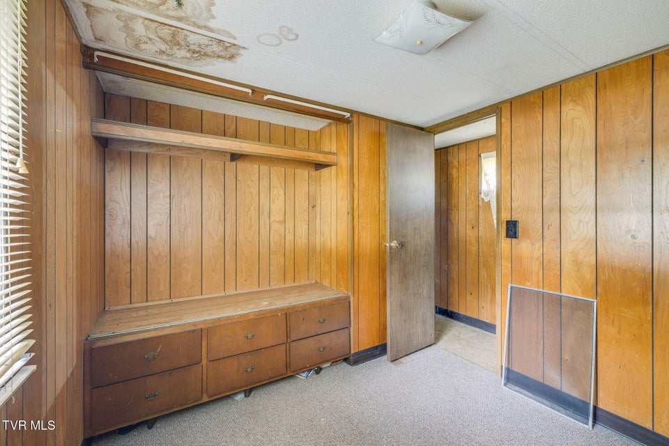 Photo #23: 1108 &1112 Walnut Drive
